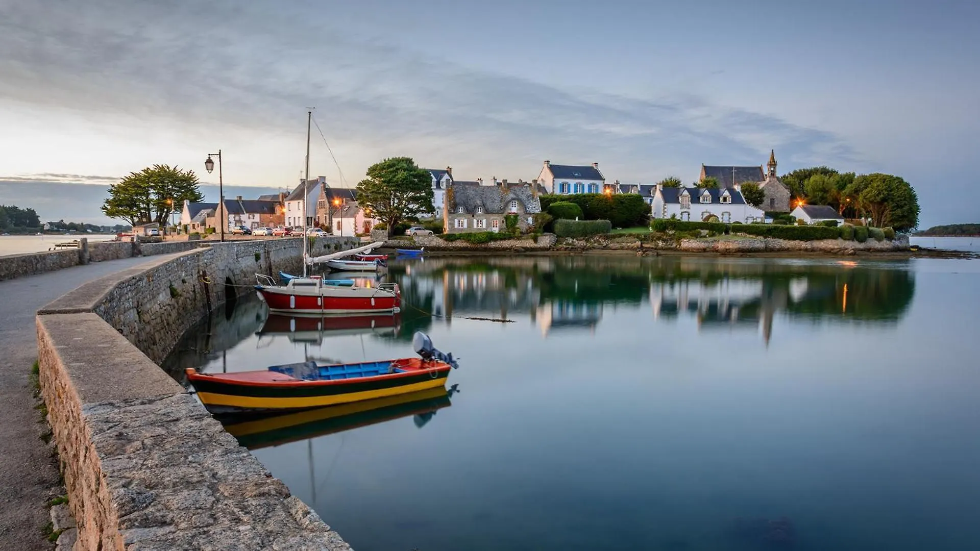 Ti Rose, Maison De Charme Au Port De Saint Cado Belz Holiday home
